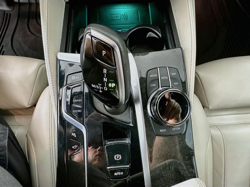2023 BMW 5 Series i xDrive
