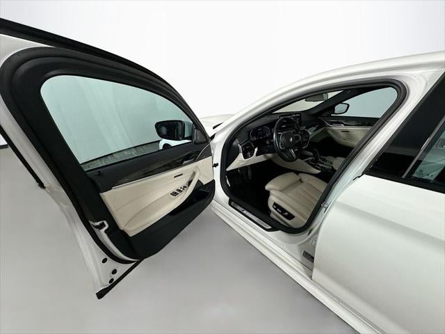 2023 BMW 5 Series i xDrive