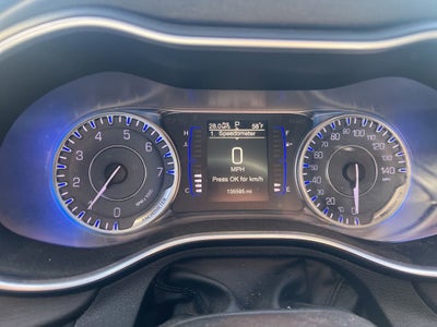 2016 Chrysler 200 Limited