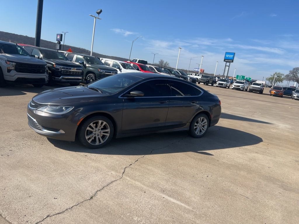 2016 Chrysler 200 Limited