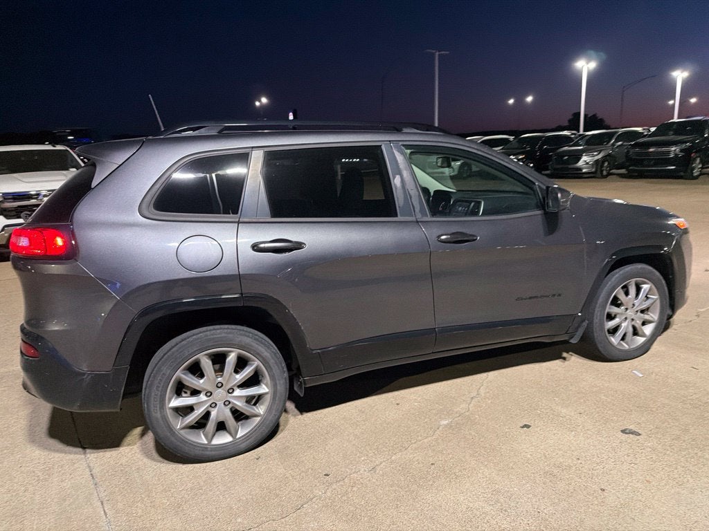 2018 Jeep Cherokee Latitude Tech Connect