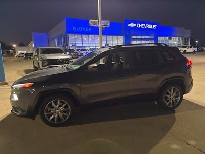 2018 Jeep Cherokee Latitude Tech Connect