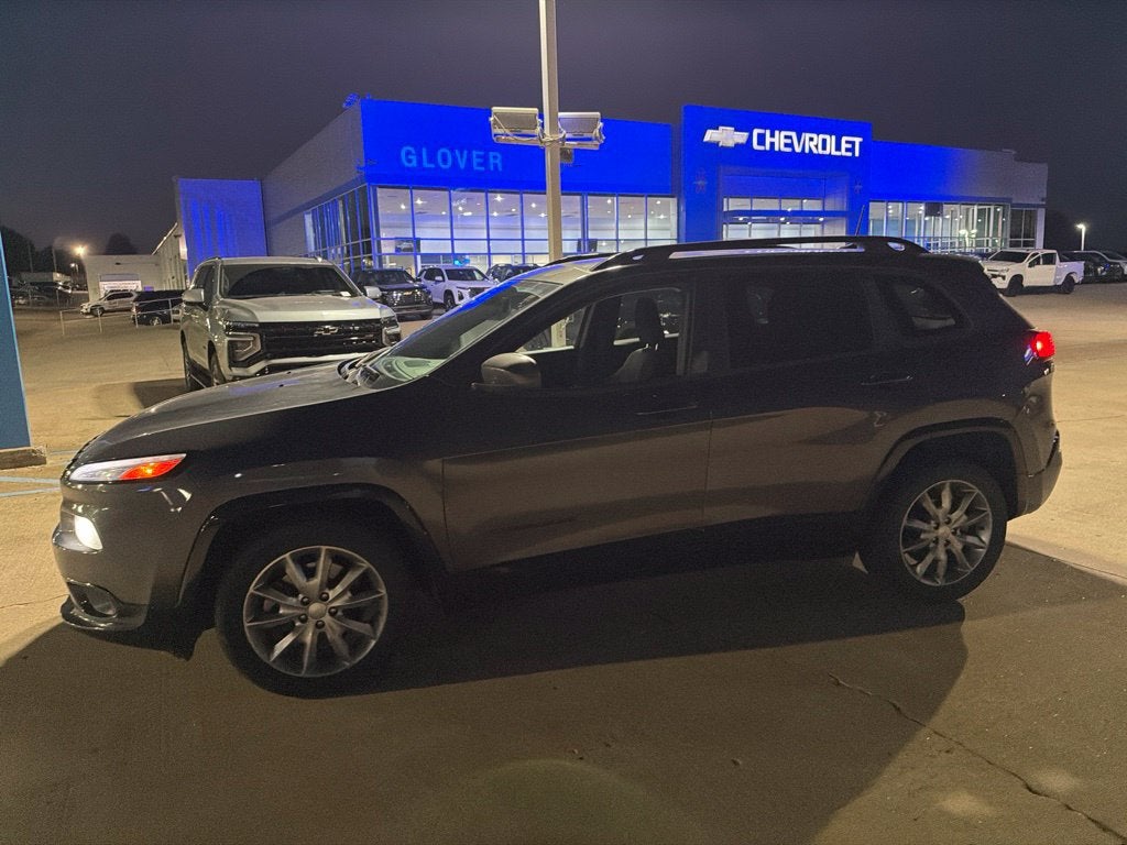 2018 Jeep Cherokee Latitude Tech Connect