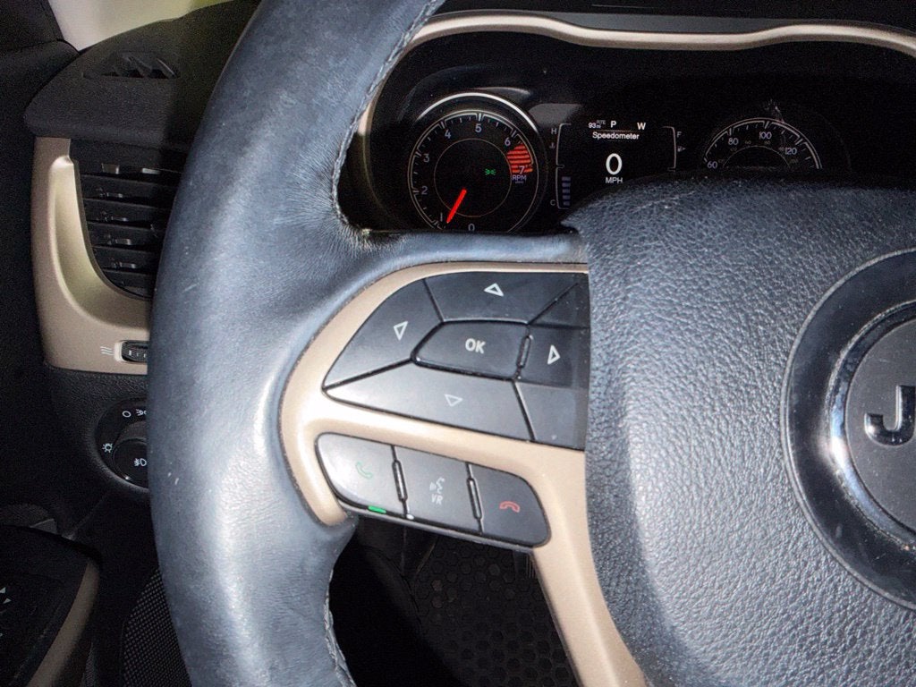 2018 Jeep Cherokee Latitude Tech Connect