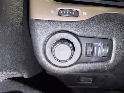 2018 Jeep Cherokee Latitude Tech Connect
