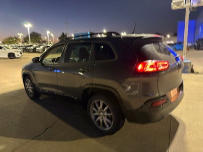 2018 Jeep Cherokee Latitude Tech Connect