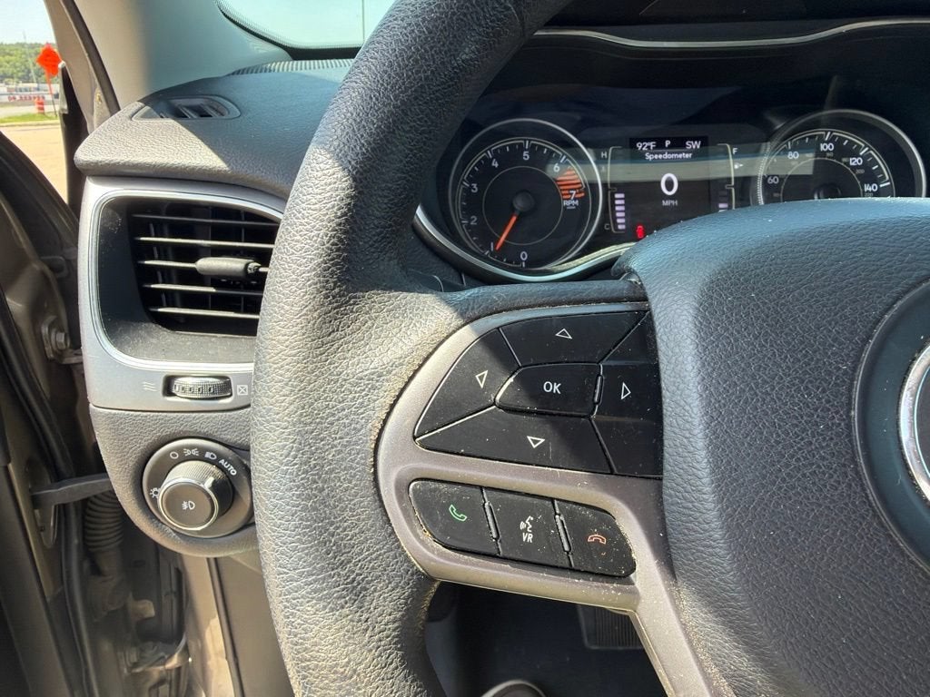 2019 Jeep Cherokee Latitude