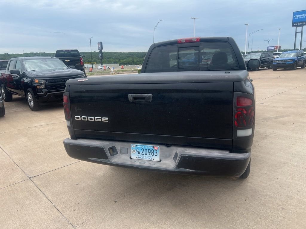 2002 Dodge Ram 1500 2dr Reg Cab 120" WB