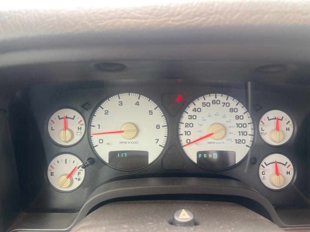 2002 Dodge Ram 1500 2dr Reg Cab 120" WB