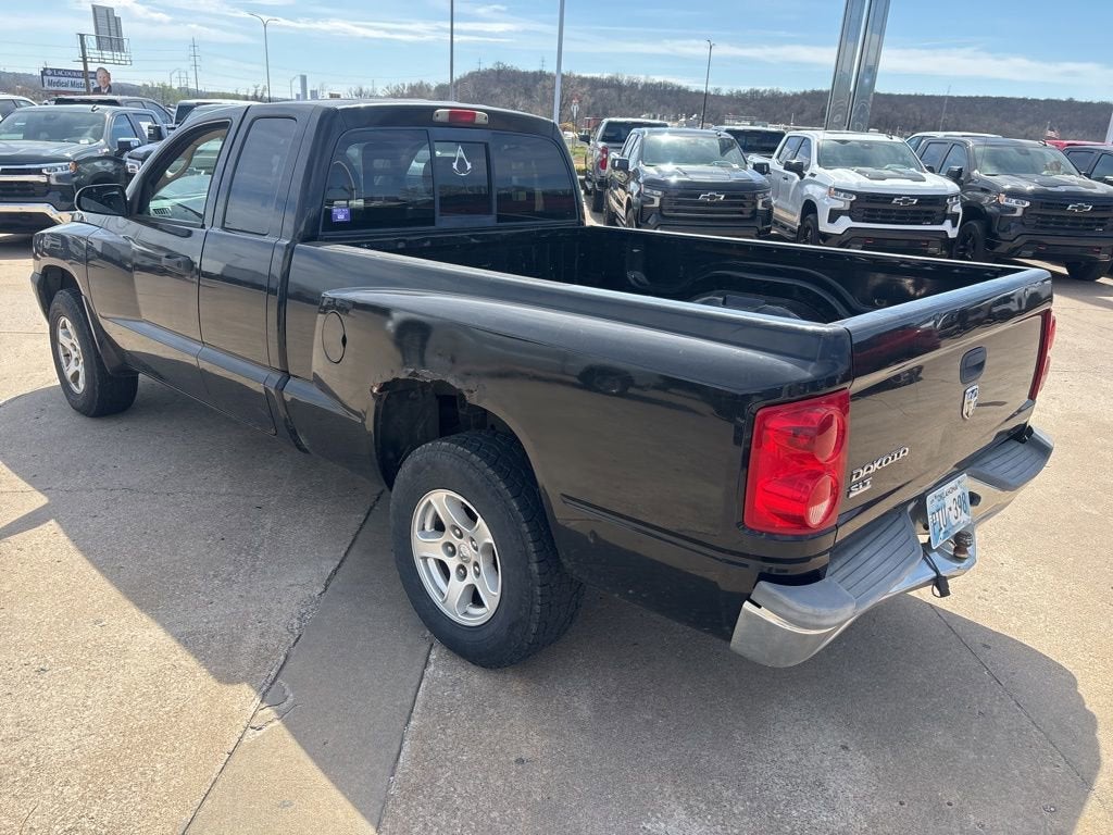 2005 Dodge Dakota SLT