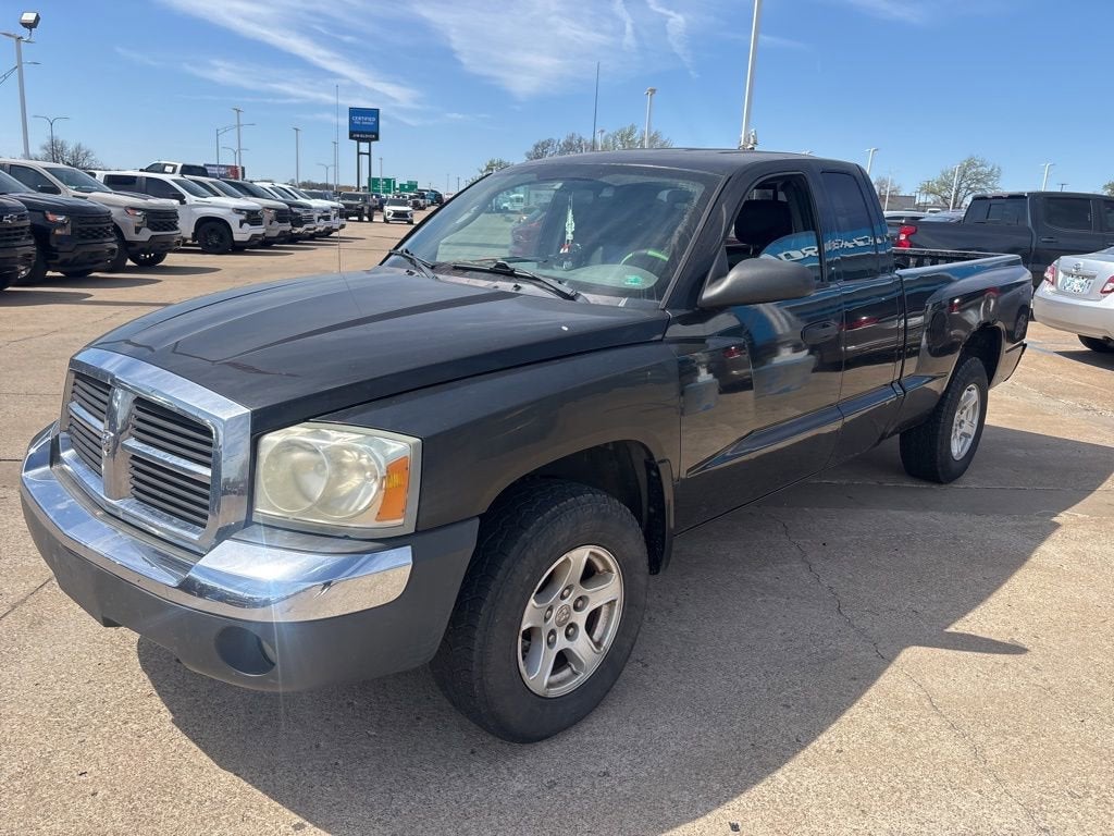 2005 Dodge Dakota SLT