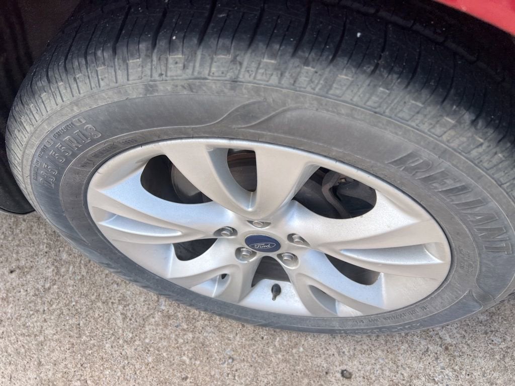 2011 Ford Taurus SEL