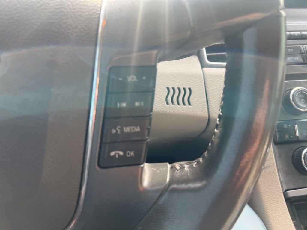 2011 Ford Taurus SEL