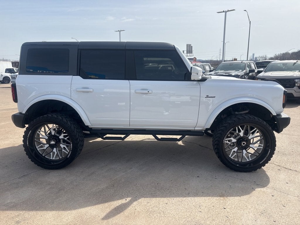 2021 Ford Bronco Base
