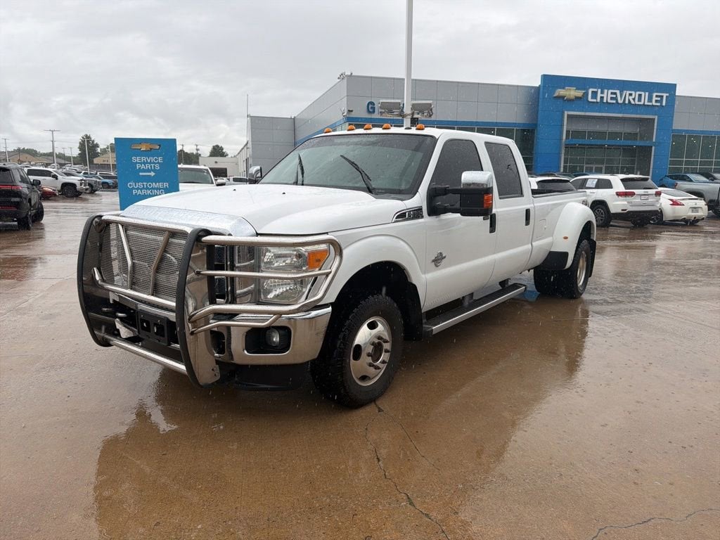 2015 Ford Super Duty F-350 DRW Lariat