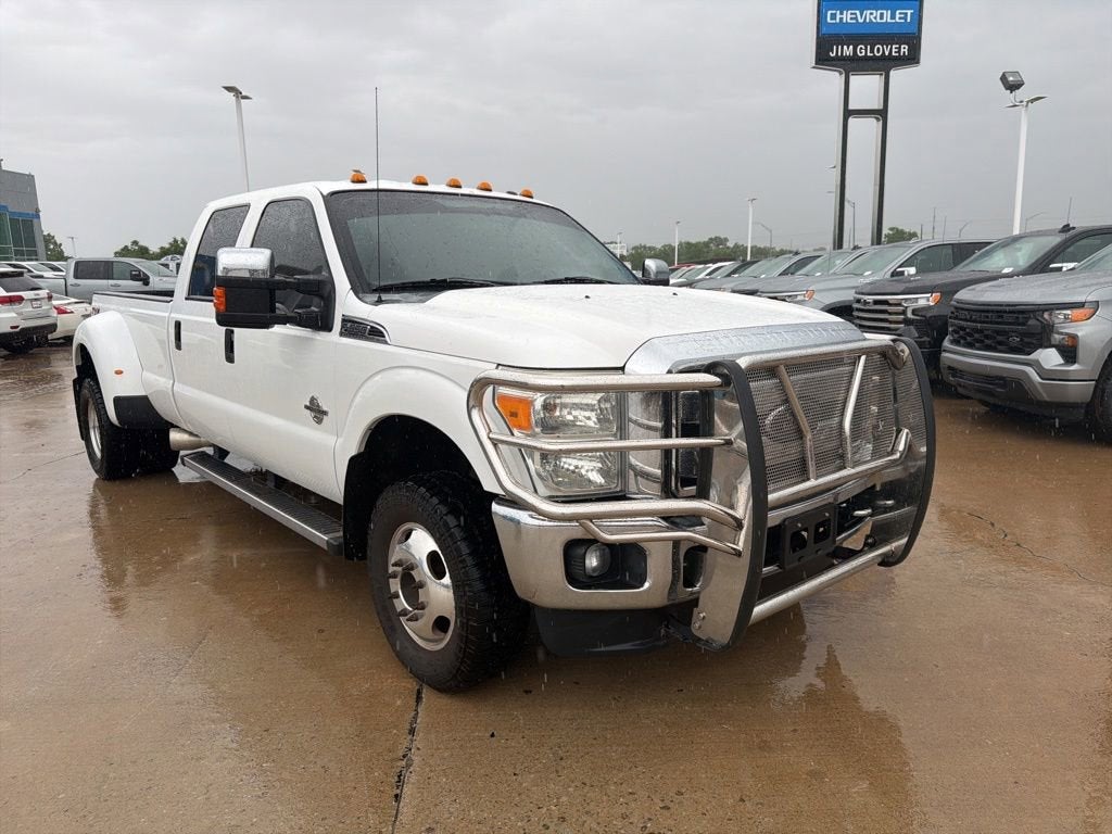 2015 Ford Super Duty F-350 DRW Lariat
