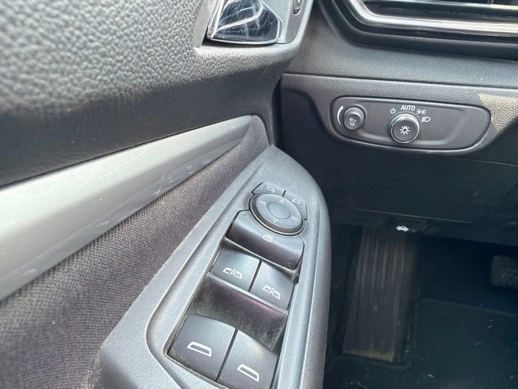 2023 Chevrolet Bolt EUV LT