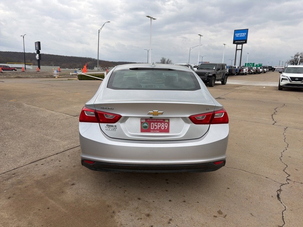 2017 Chevrolet Malibu LT