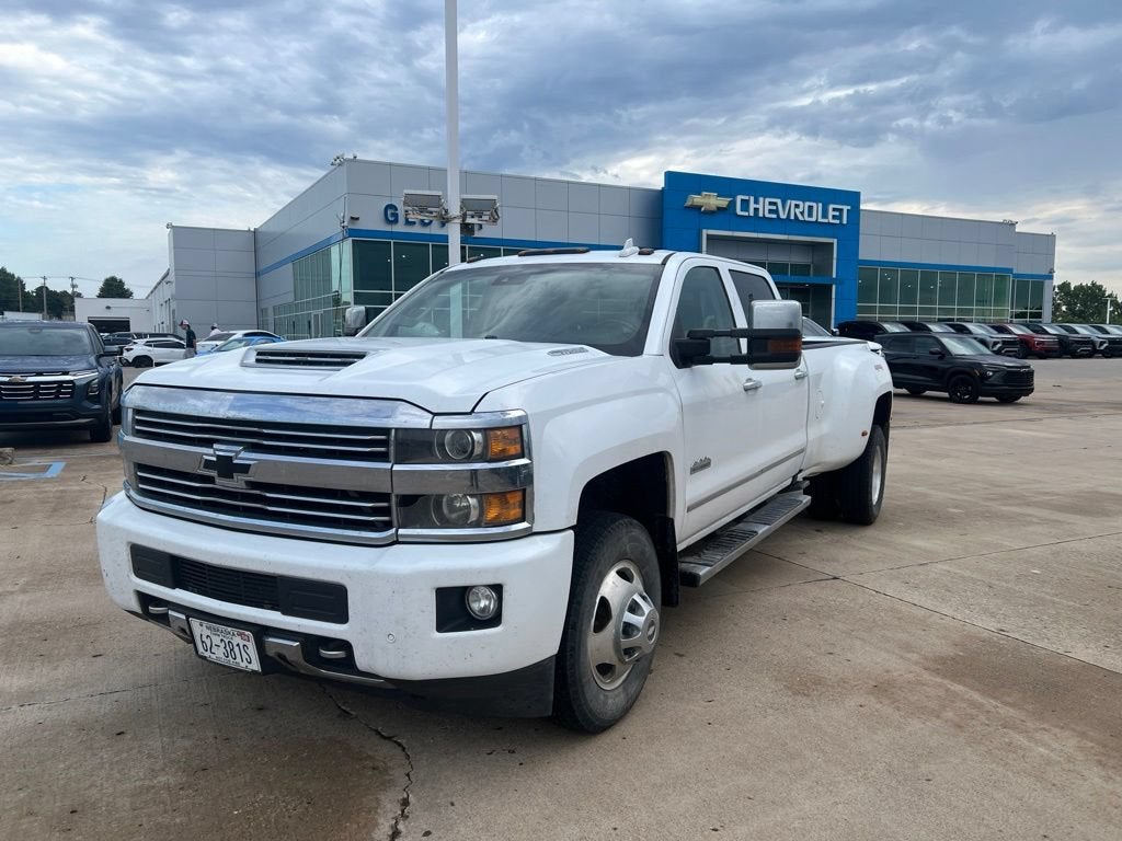 2017 Chevrolet Silverado 3500 HD High Country