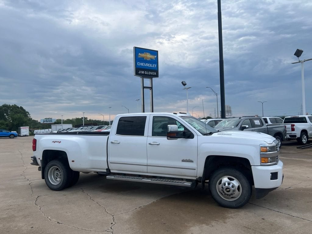 2017 Chevrolet Silverado 3500 HD High Country