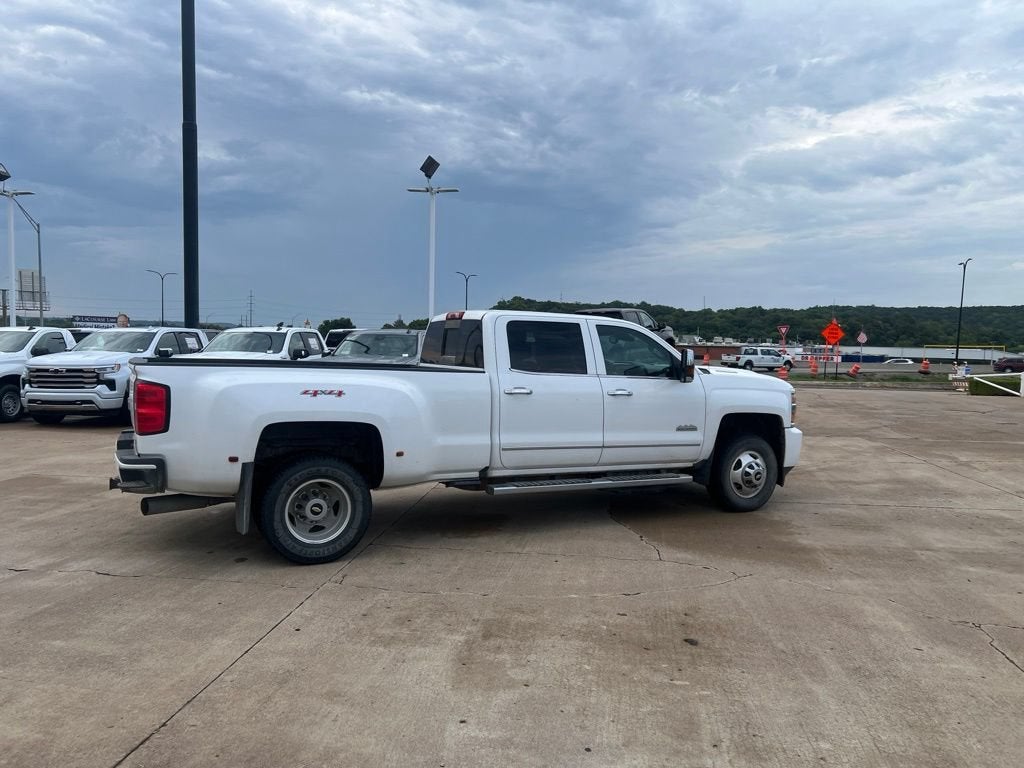 2017 Chevrolet Silverado 3500 HD High Country
