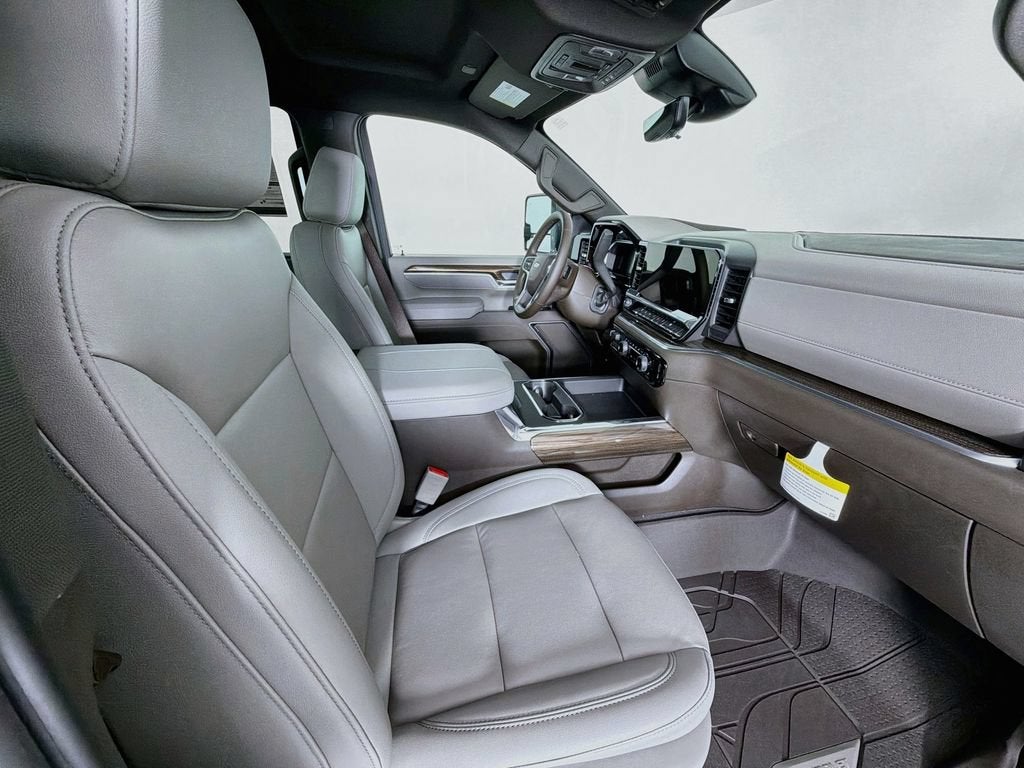 2026 Chevrolet Silverado 3500 HD LT DRW