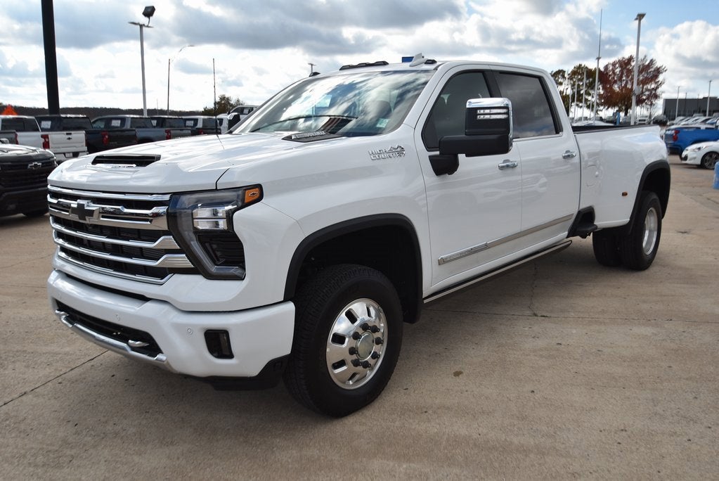 2026 Chevrolet Silverado 3500 HD High Country DRW