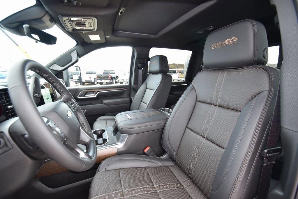 2026 Chevrolet Silverado 3500 HD High Country DRW