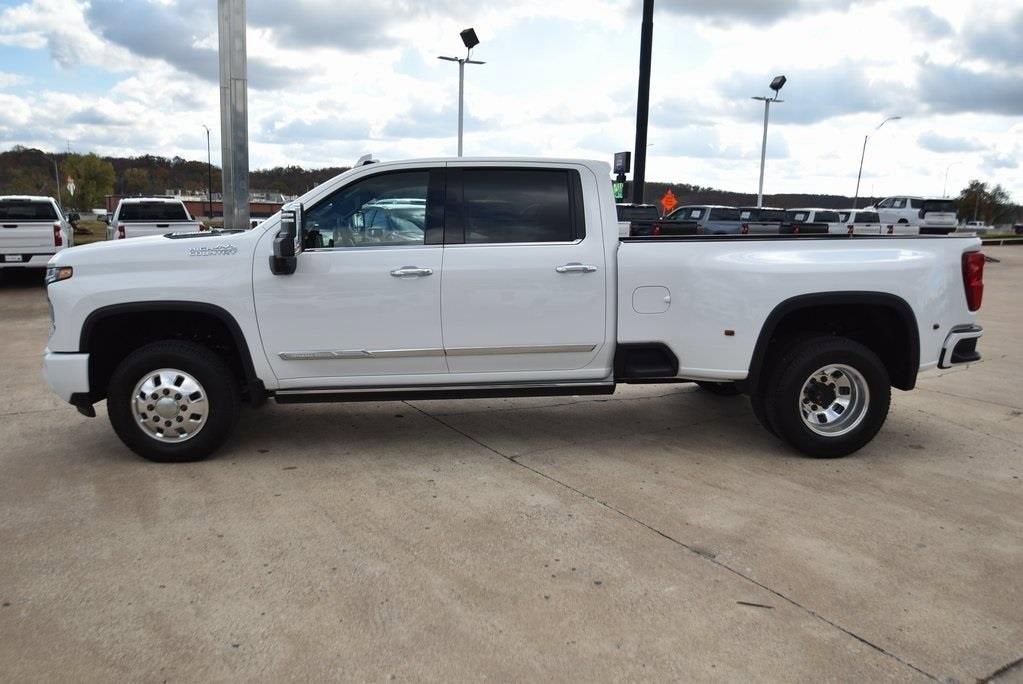 2026 Chevrolet Silverado 3500 HD High Country DRW