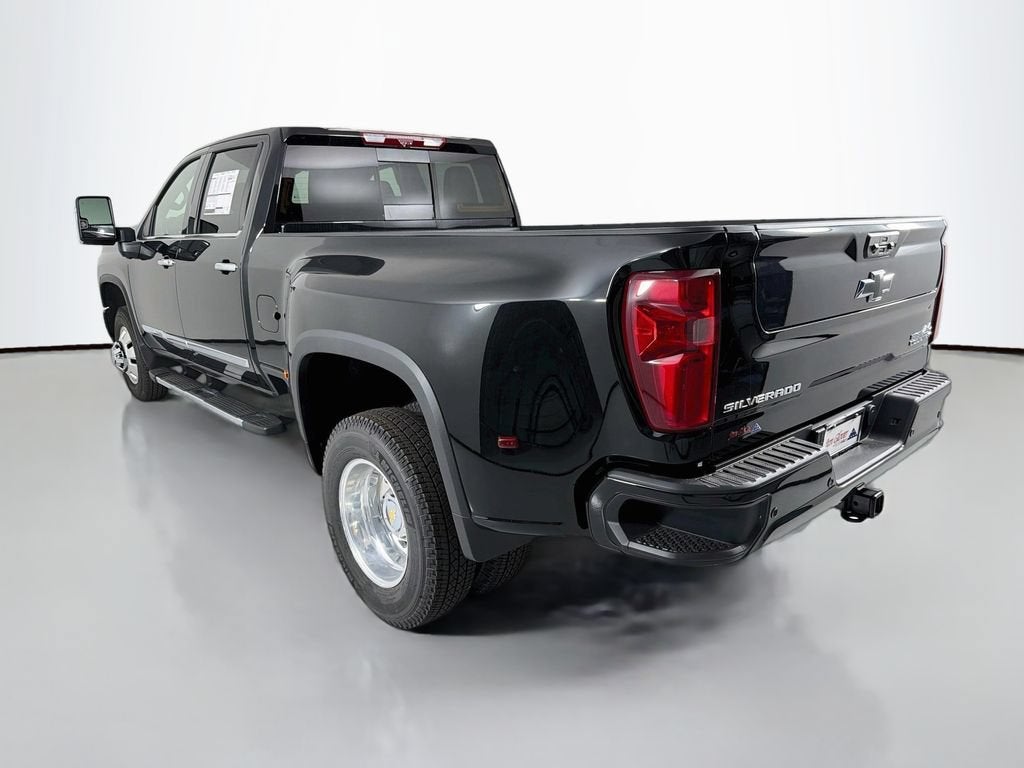 2026 Chevrolet Silverado 3500 HD High Country DRW