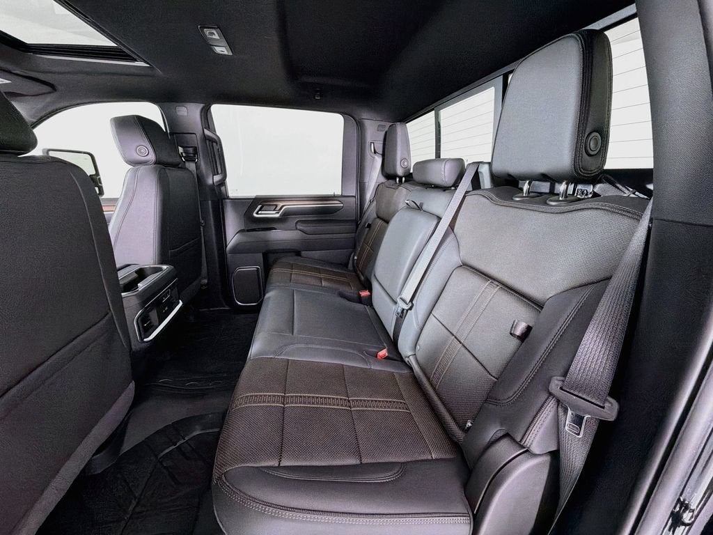 2026 Chevrolet Silverado 3500 HD High Country DRW