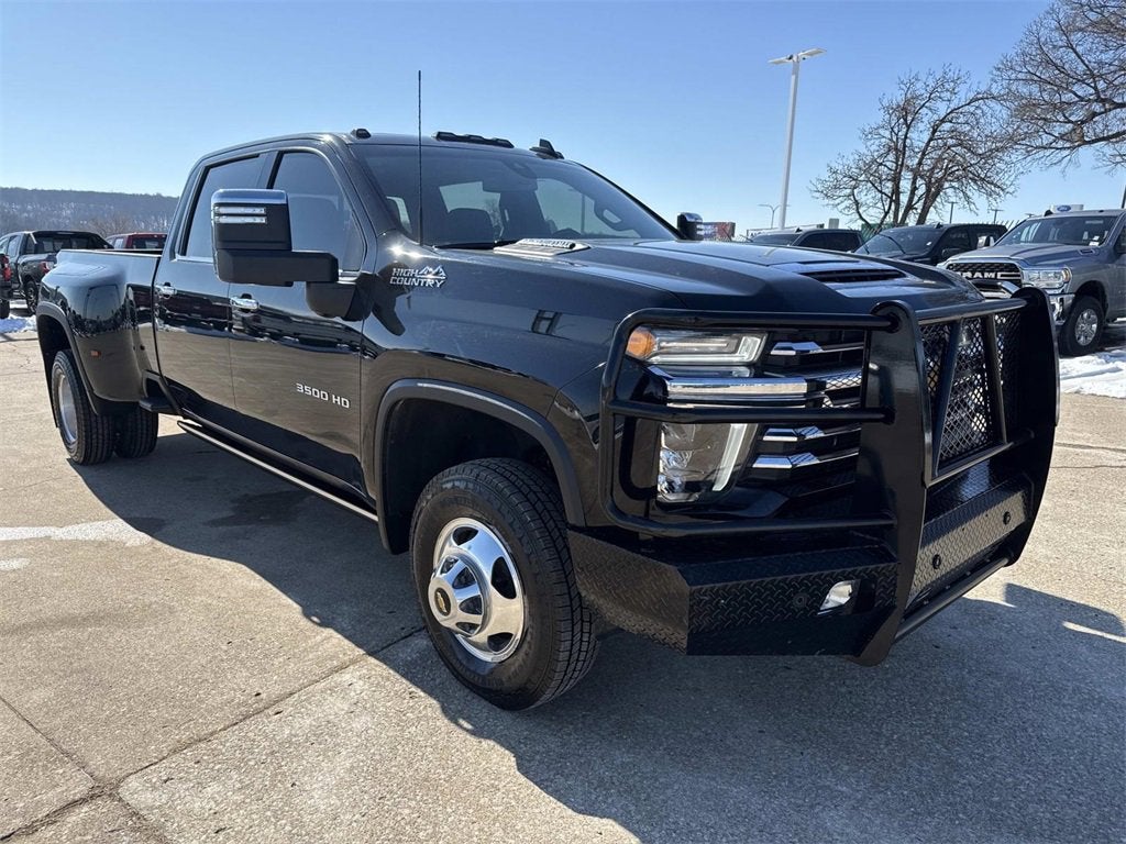 2022 Chevrolet Silverado 3500 HD High Country DRW