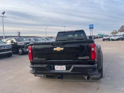 2022 Chevrolet Silverado 3500 HD High Country DRW