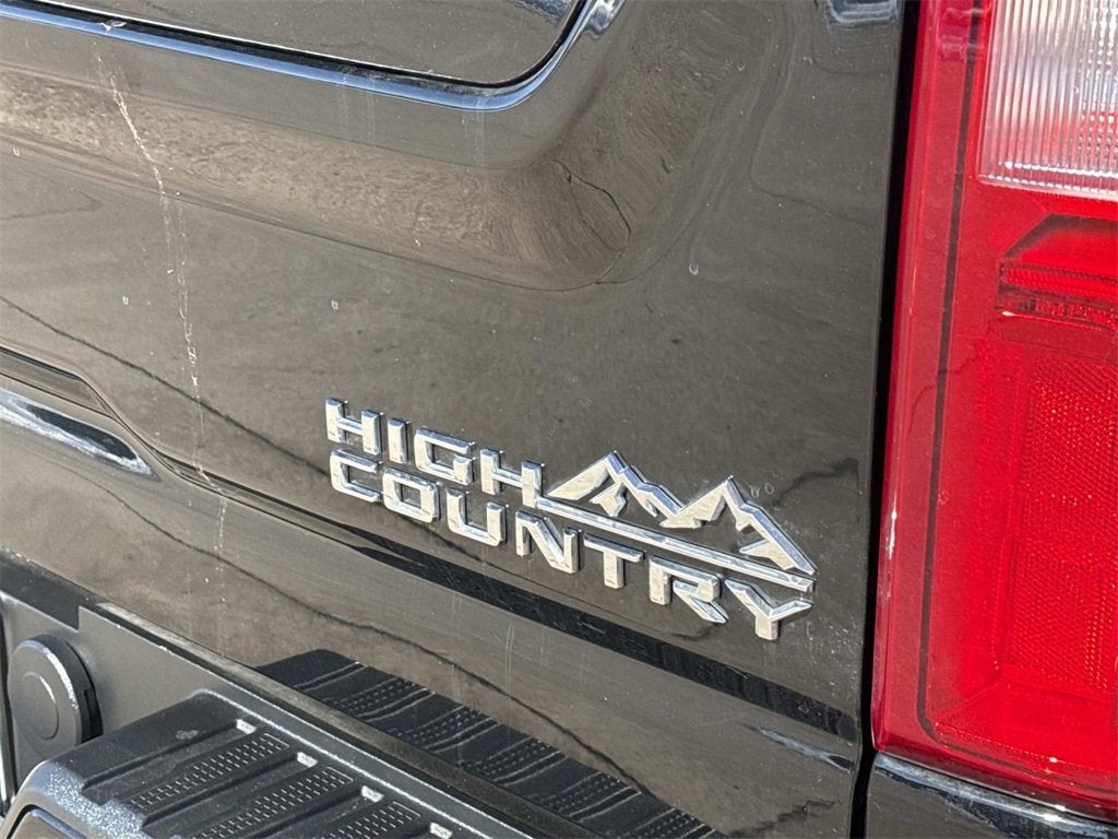 2022 Chevrolet Silverado 3500 HD High Country DRW