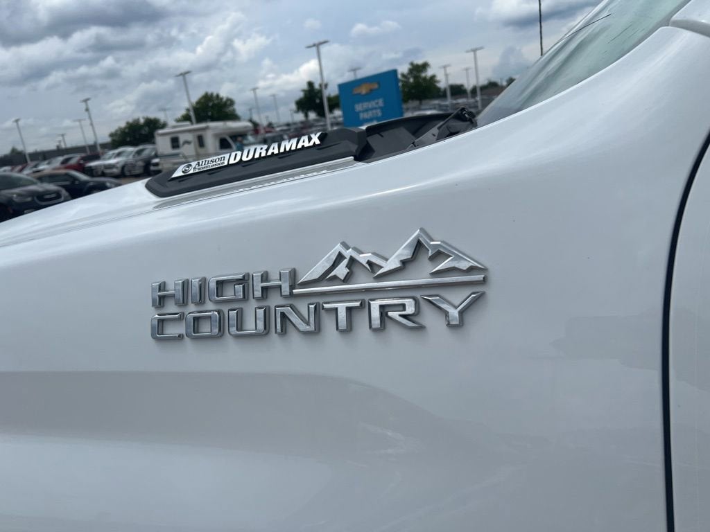 2022 Chevrolet Silverado 3500 HD High Country DRW