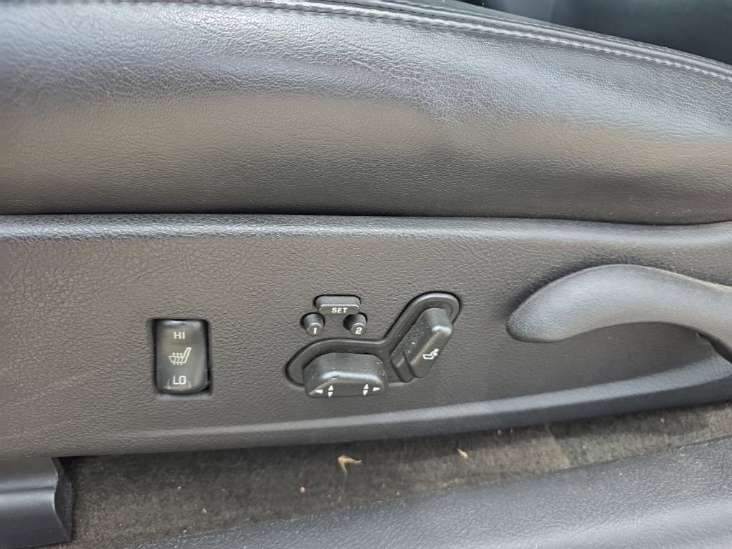 2004 Chevrolet SSR LS