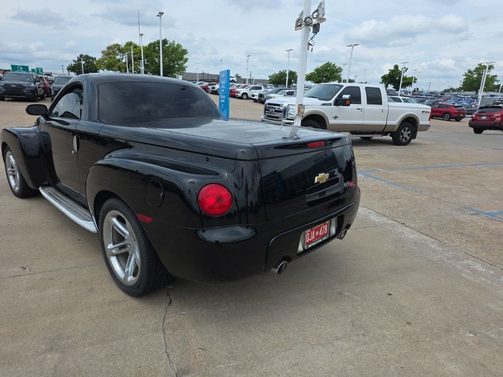 2004 Chevrolet SSR LS