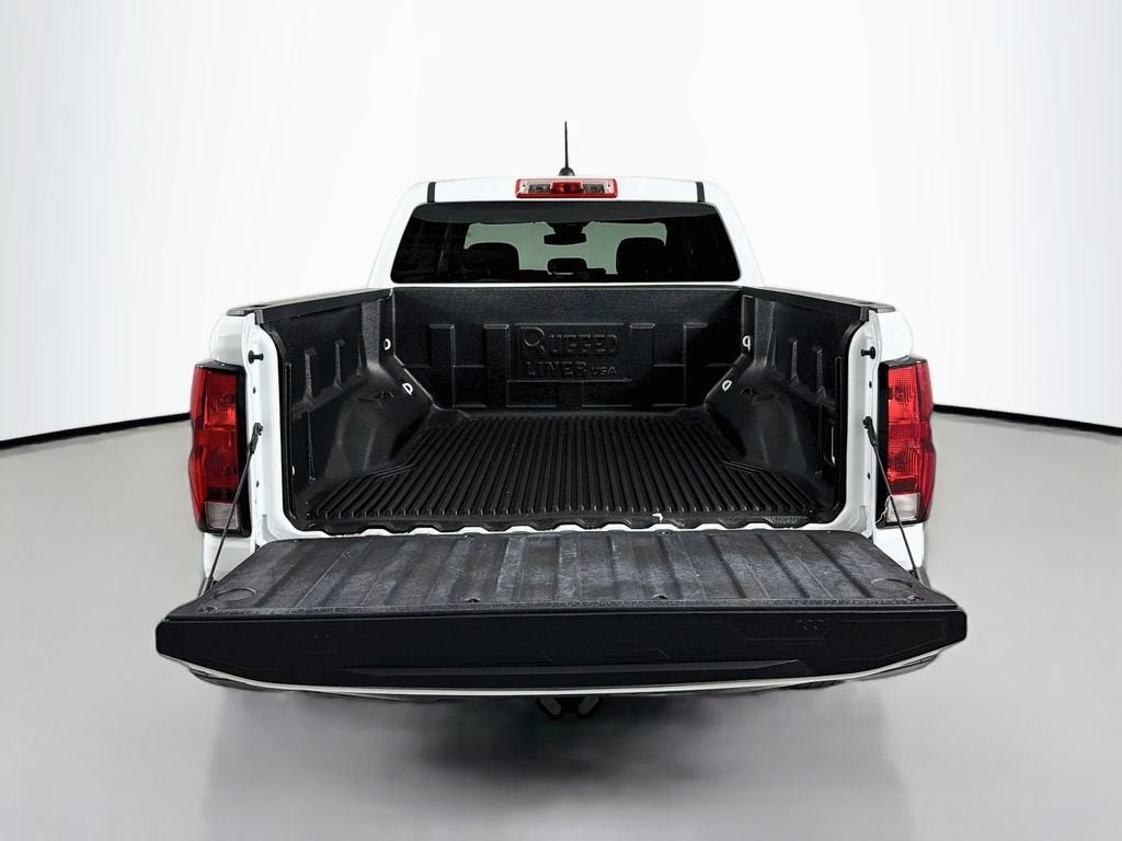 2024 Chevrolet Colorado WT