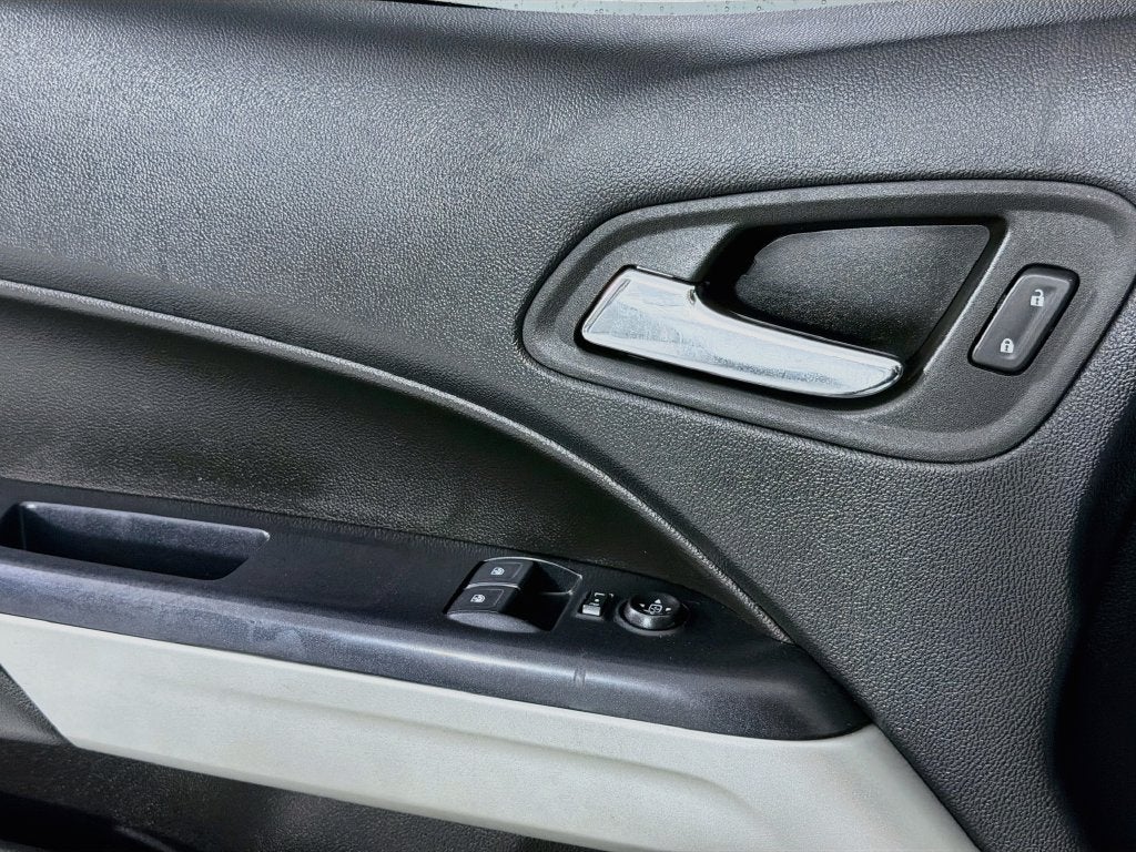 2022 Chevrolet Colorado 2WD LT