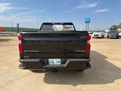 2022 Chevrolet Silverado 1500 Custom