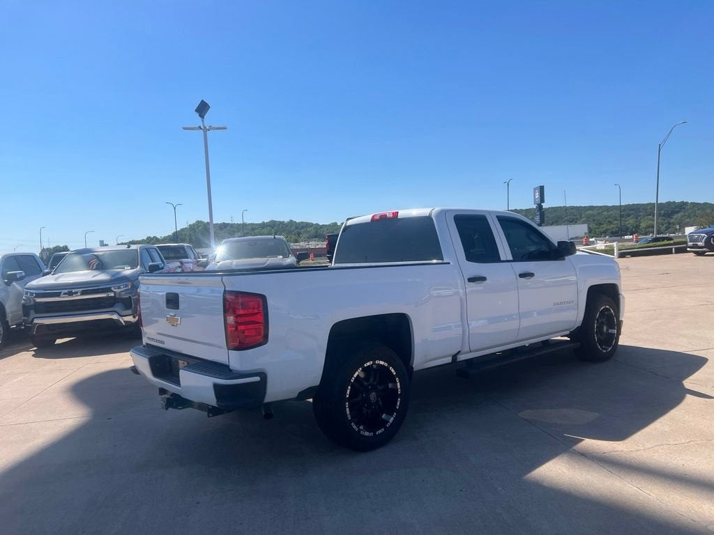 2017 Chevrolet Silverado 1500 Custom