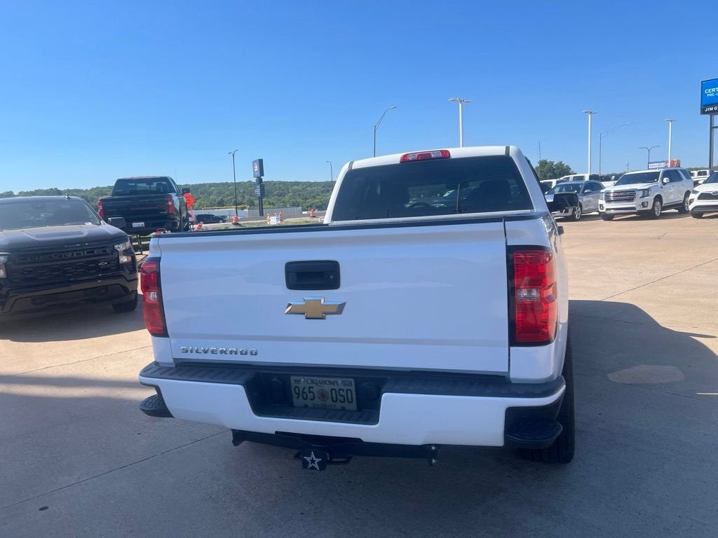 2017 Chevrolet Silverado 1500 Custom