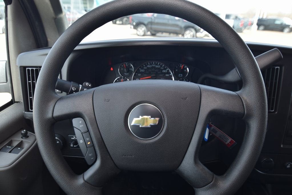 2026 Chevrolet Express Cargo 1WT