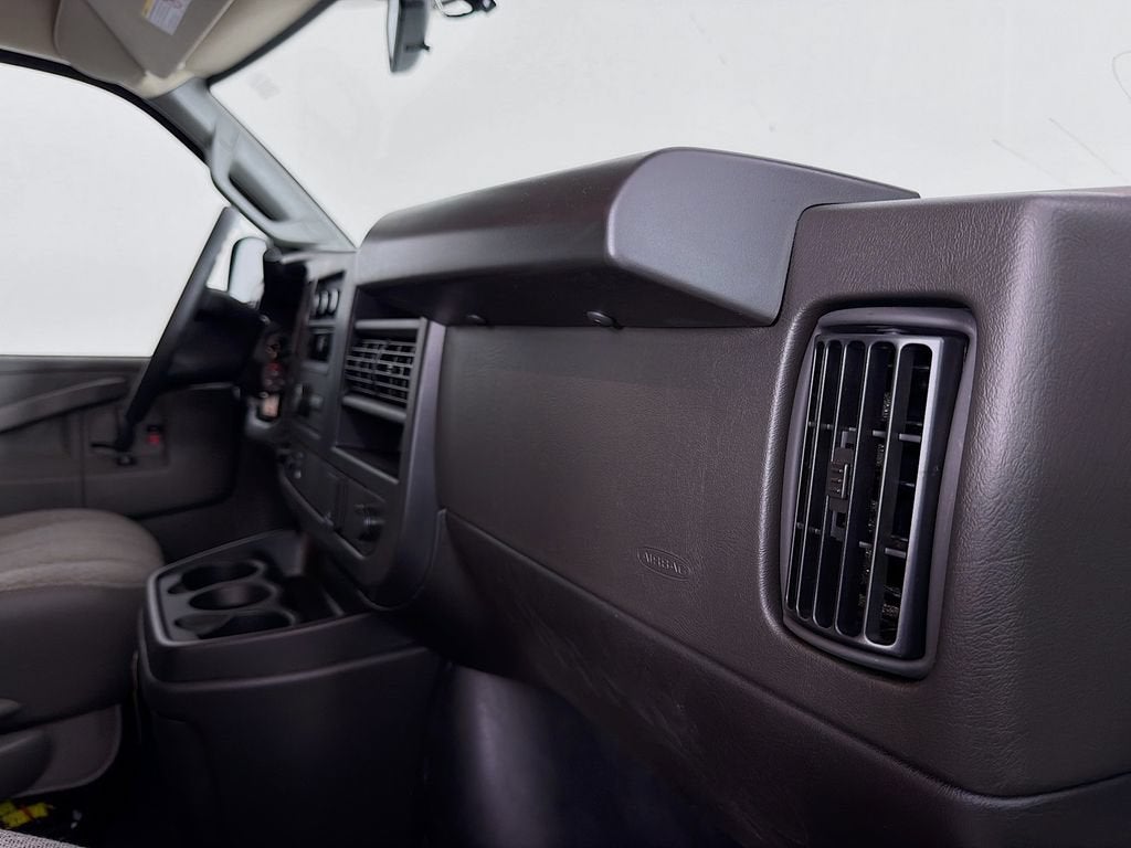 2026 Chevrolet Express Cargo 1WT