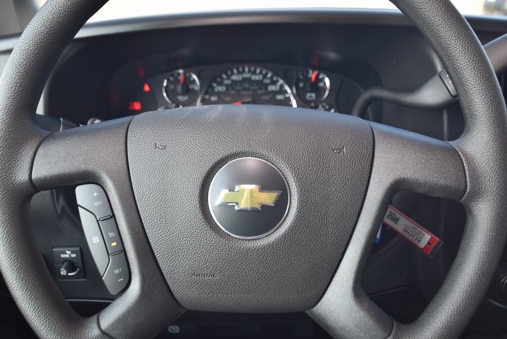 2026 Chevrolet Express Cargo 1WT