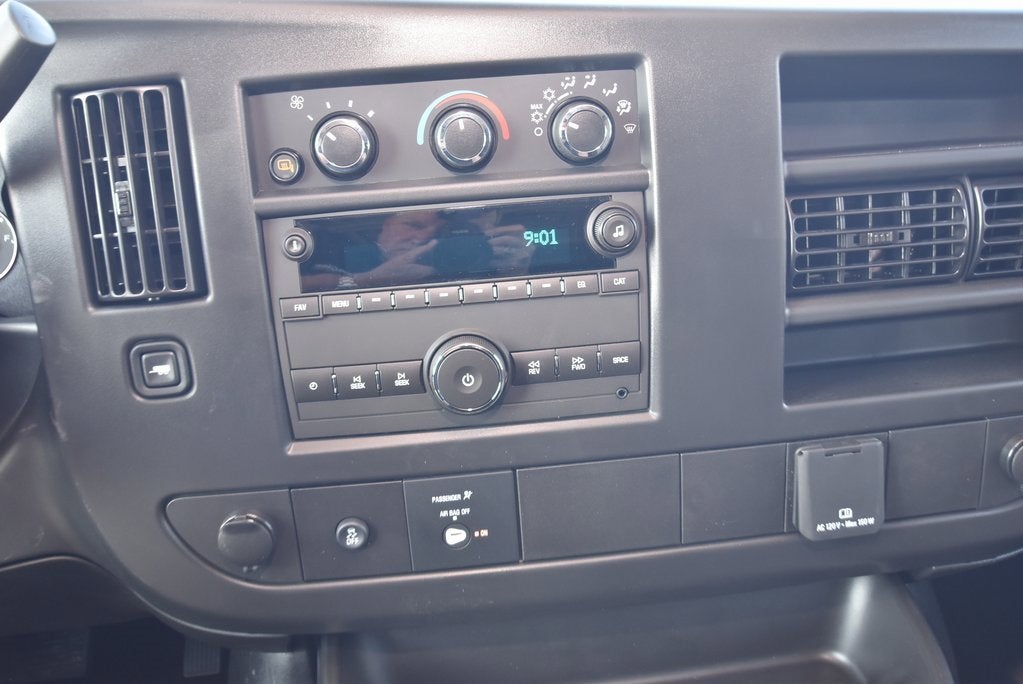 2026 Chevrolet Express Cargo 1WT