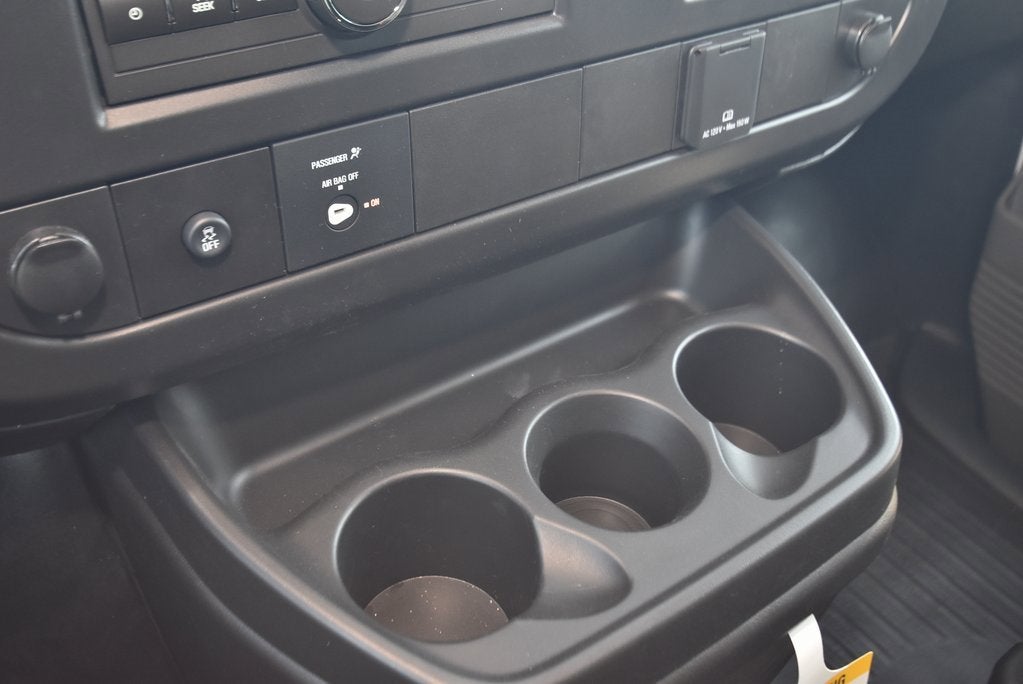 2026 Chevrolet Express Cargo 1WT