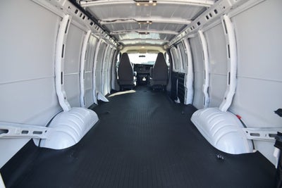 2026 Chevrolet Express Cargo 1WT