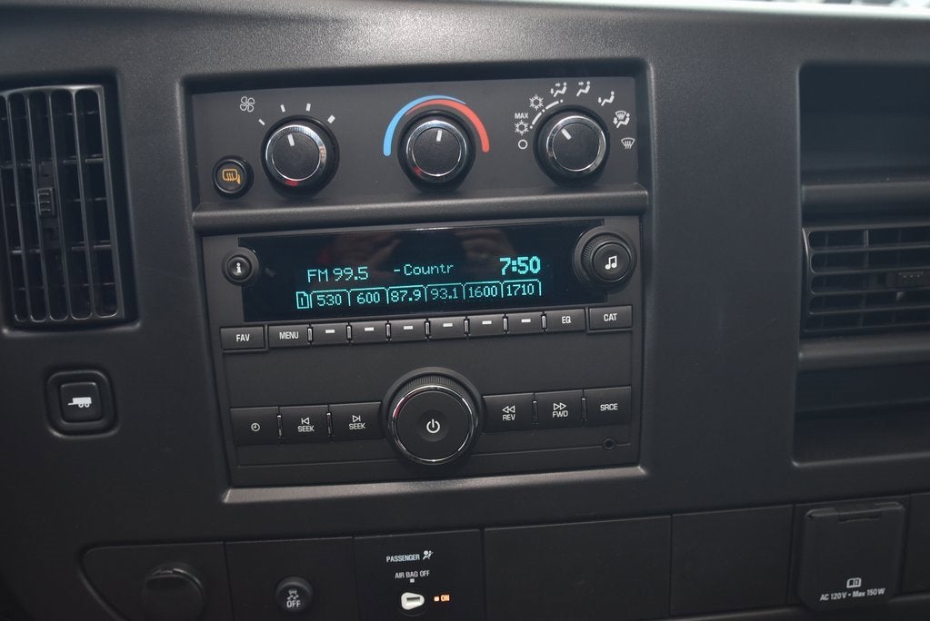 2026 Chevrolet Express Cargo 1WT