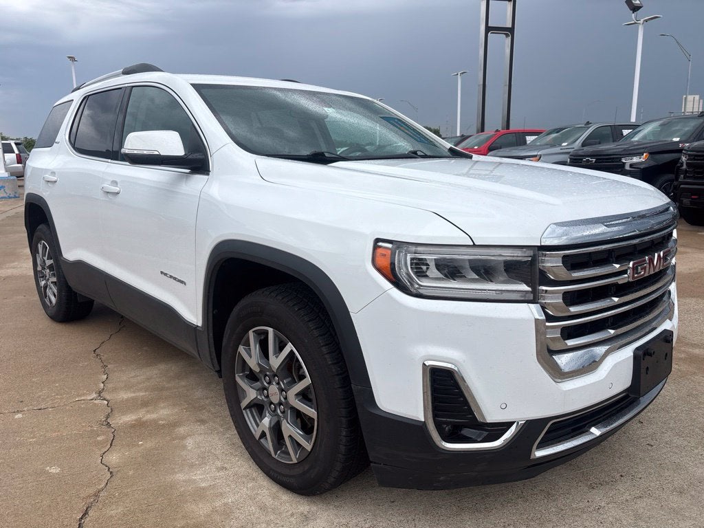2023 GMC Acadia SLT